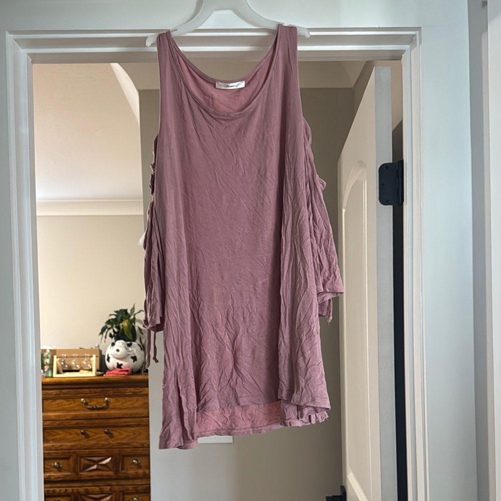 Pink Cold Shoulder shirt